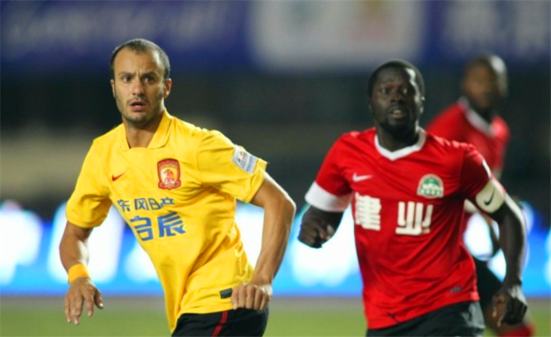  多特蒙德新援首秀破门助球队取三分  